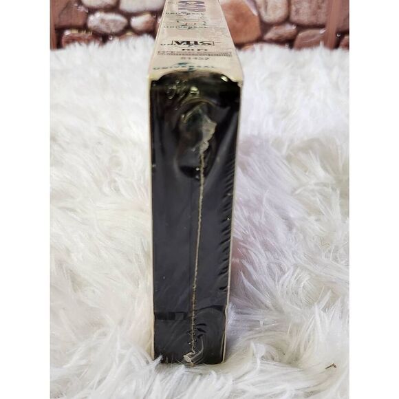 Sealed Cop And A Half Vhs New Sealed Tape Burt Reynolds - Picture 3 of 3